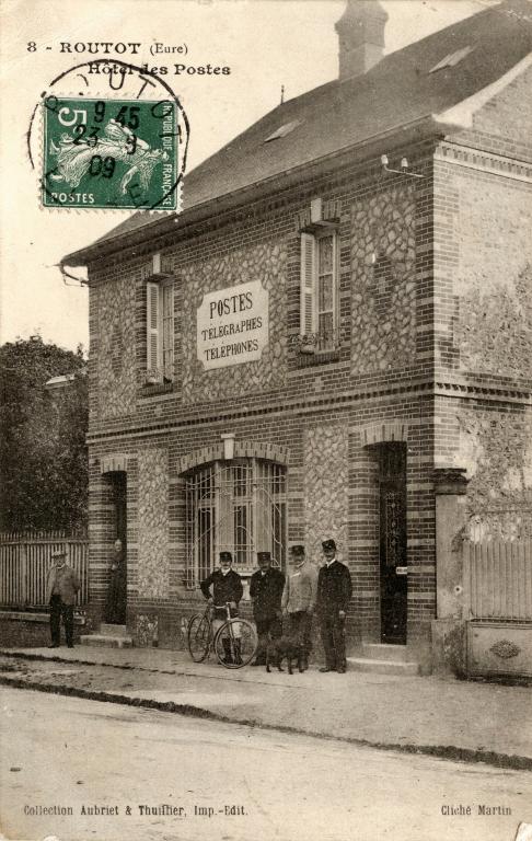 bureau des Postes et Télégraphes, actuellement maison