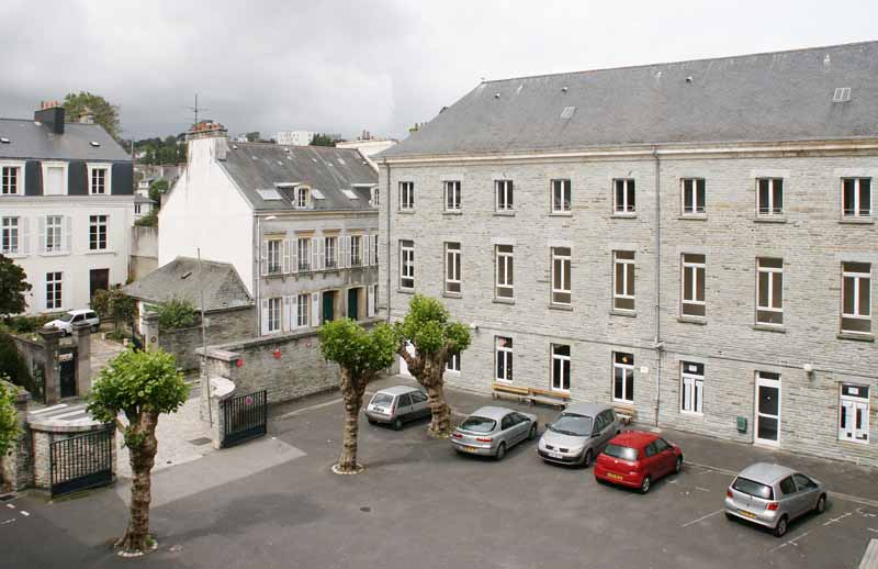 collège de Cherbourg puis Lycée Victor Grignard