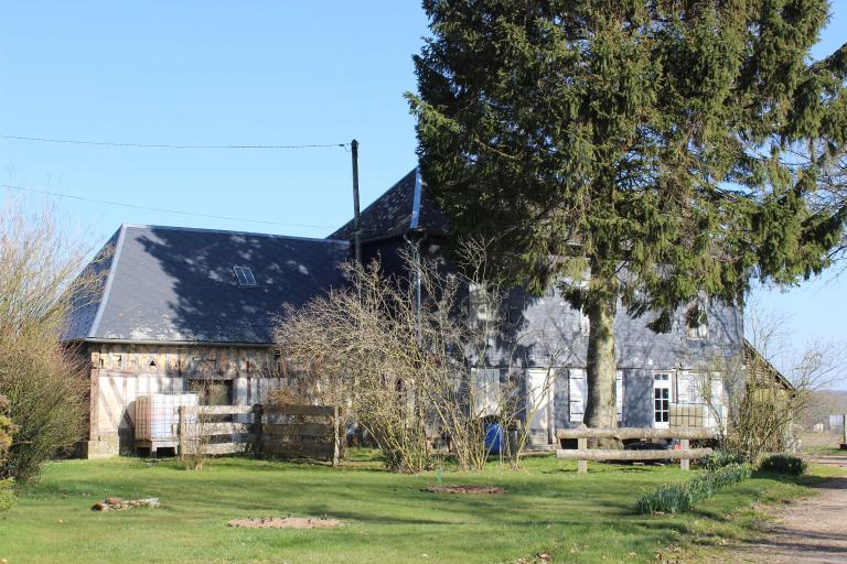 maisons et fermes de Hauville