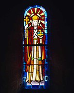 ensemble de 5 verrières figurées : Salvator Mundi, Saint Aubin, Education du Christ, Martyre de Jeanne d'Arc, Baptême du Christ