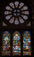 verrière hagiographique et commémorative de la guerre de 1914-1918 : Notre-Dame de la Paix, Assomption, Notre-Dame de la Victoire