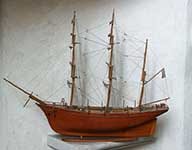 ex-voto: maquette de bateau