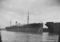 bateau de charge : cargo (transport de marchandises diverses) dit MISSISSIPI