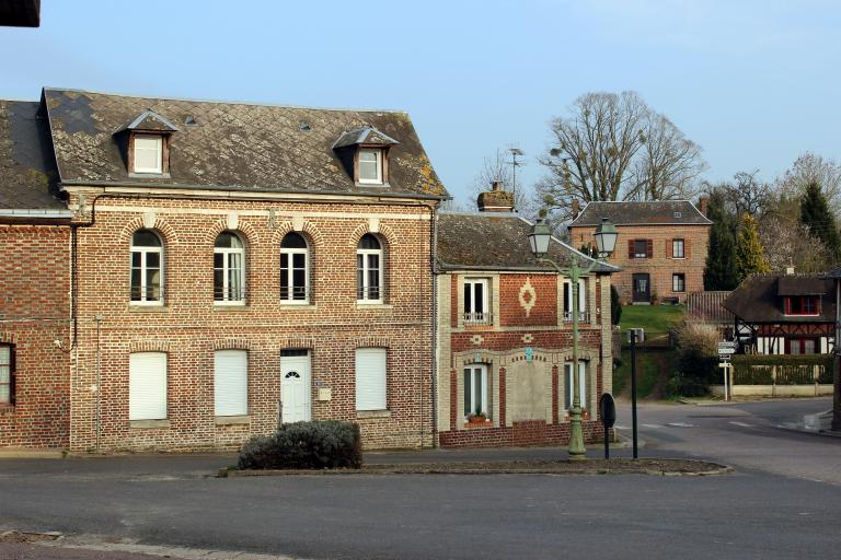 maisons du bourg de Hauville