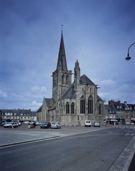 église paroissiale Saint-Pierre et Saint-Paul