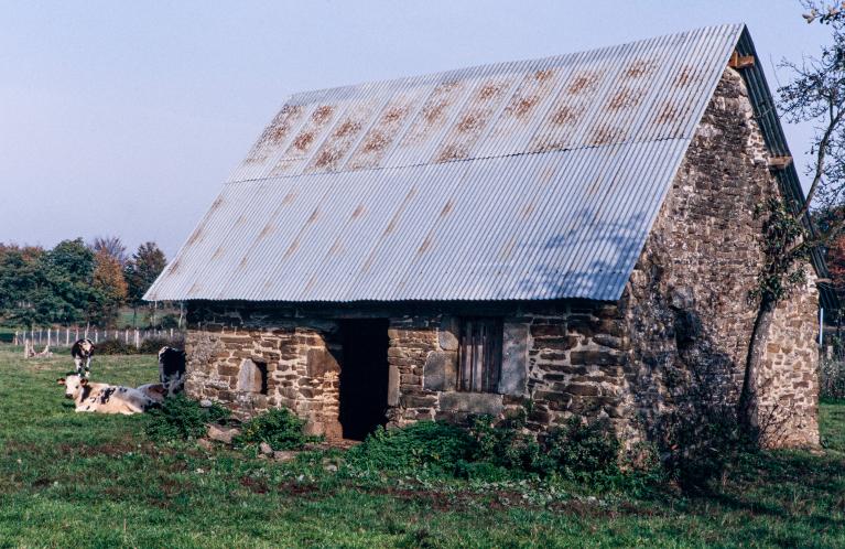 La céramique industrielle dans le Bessin (Calvados) et le département de la Manche : les poteries