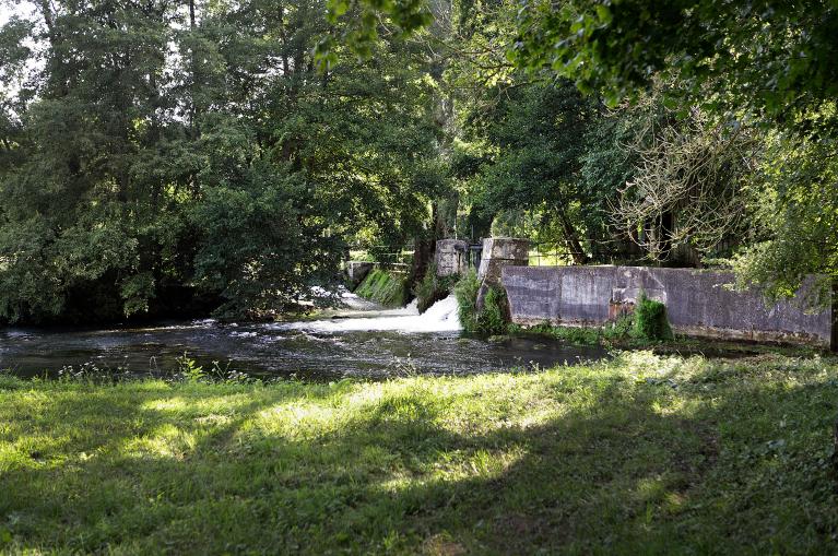 moulin à foulon puis à papier filature de coton la Blanche ou les Claies