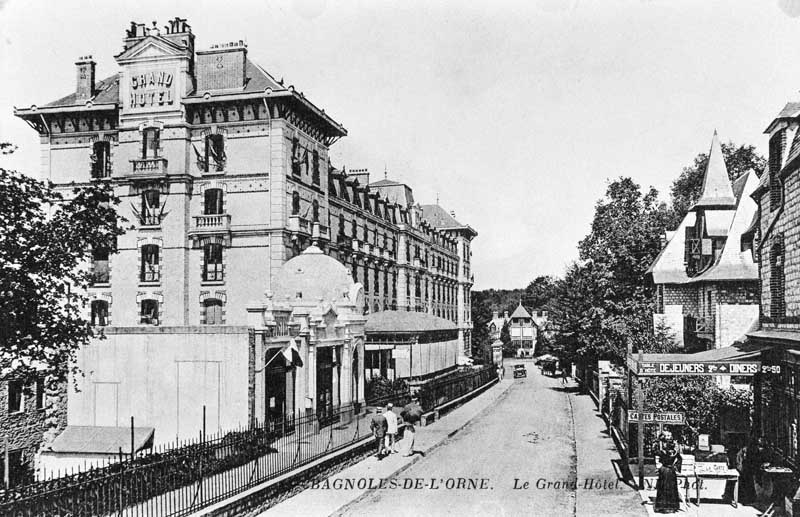 hôtel de voyageurs dit le Grand Hôtel puis la Résidence du Lac