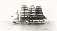bateau de marchandises en vrac : quatre mâts barque (vracquier) dit EUROPE