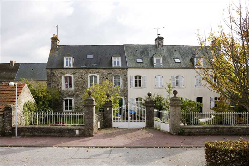 ferme actuellement maisons