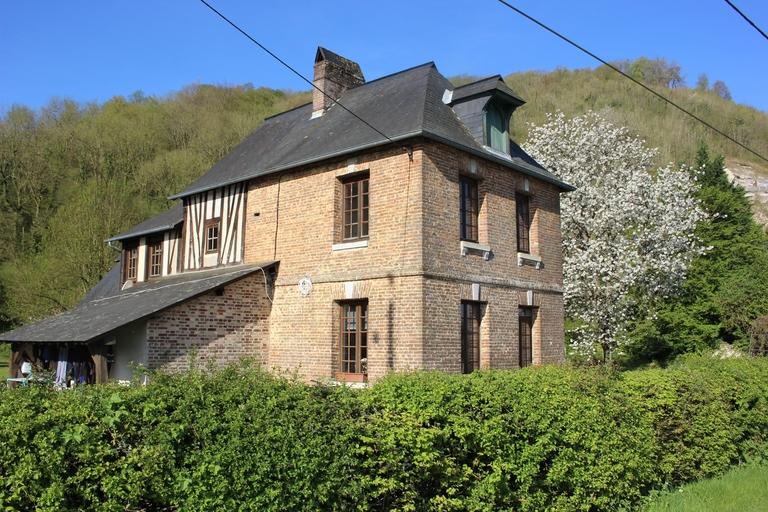 Les maisons du chemin de halage du Landin et de Barneville-sur-Seine