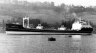 bateau de marchandises en vrac : cargo (minéralier) dit PHILIPPE LD.