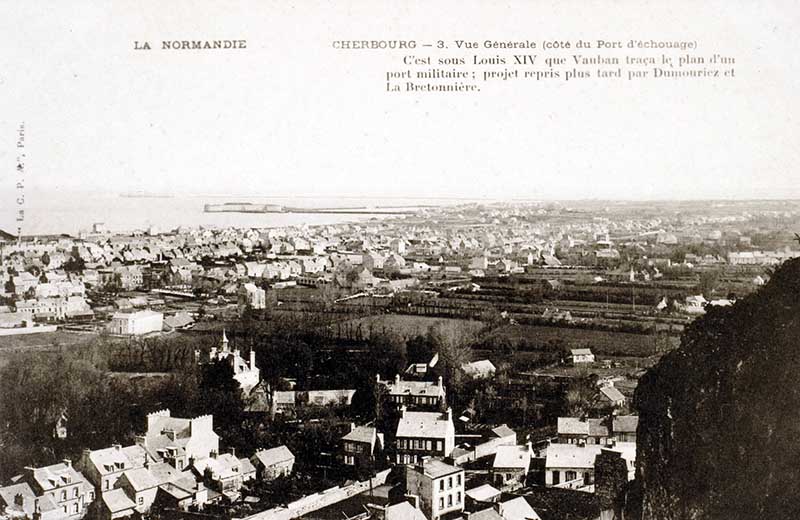 CHERBOURG - 3 Vue générale (côté Port d'échouage).- Carte postale, La Normandie, la C.P.A. Paris. (AD Manche. Série FI).