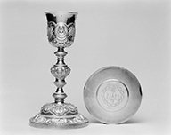 ensemble d'un calice et d'une patène