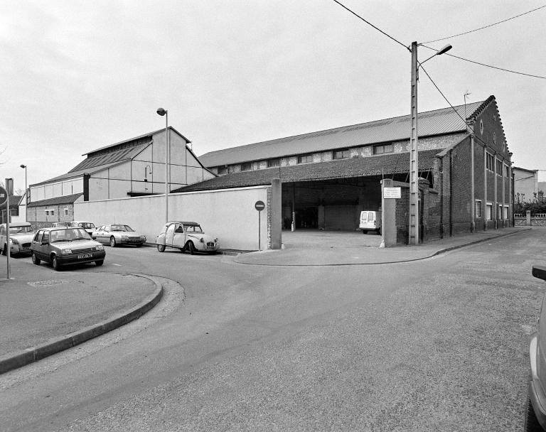 Usine de chaudronnerie et de construction mécanique de la Manufacture de fourneaux économiques, puis Pinchard-Dey frères, puis société de Construction d'Elbeuf, puis société industrielle des compteurs et appareils d'utilisation du gaz, puis E. Griot s.a. r. l., puis société Baille et fils