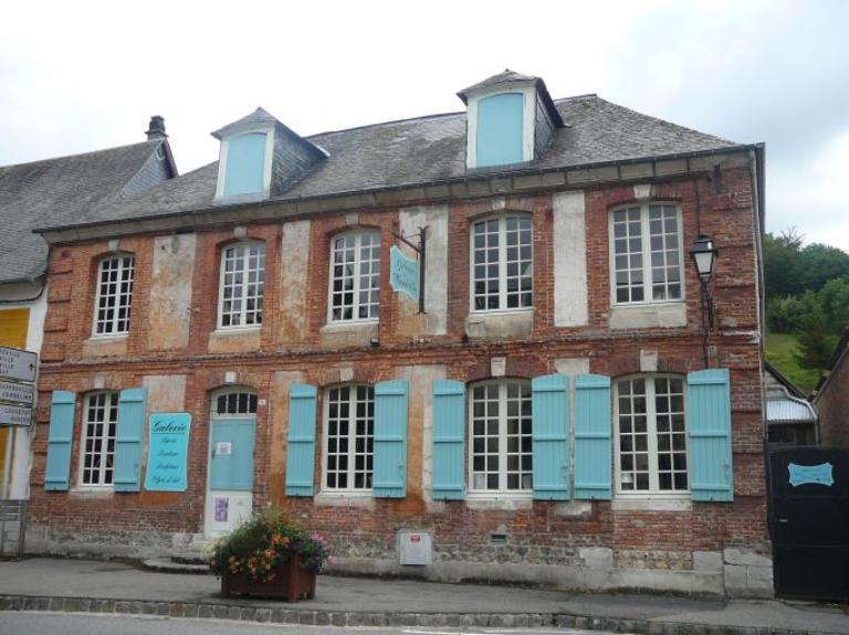 poste, actuellement magasin et atelier d'art
