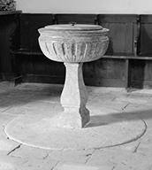 fonts baptismaux