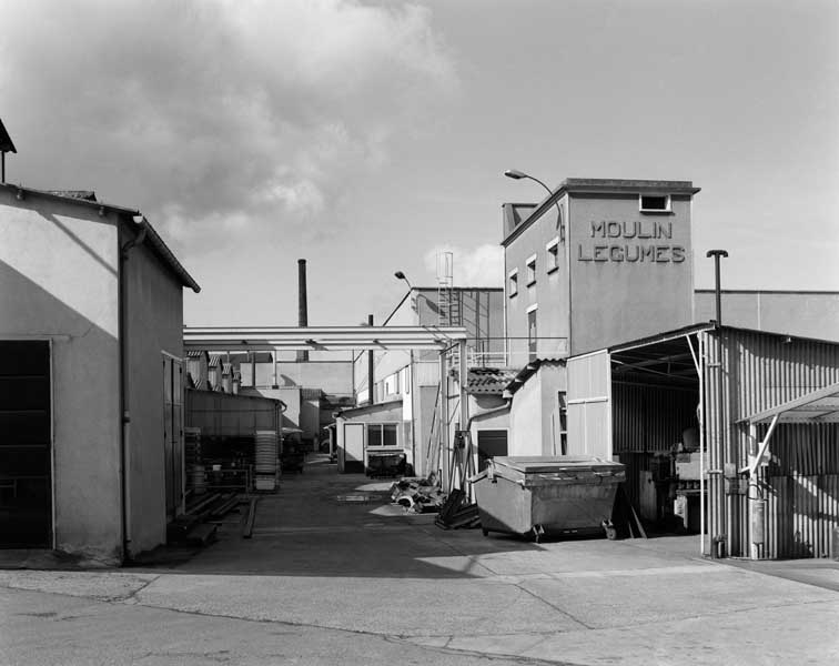 moulin à farine dit moulin d'Ozé, puis filature d'Ozé, puis usine de matériel électroménager Moulinex