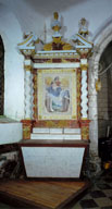 ensemble de 2 autels tombeaux secondaires et retables architecturés