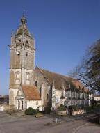 Bourg, église paroissiale Notre-Dame et Saint-Santin.