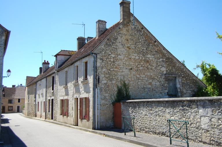 le bourg de Réveillon