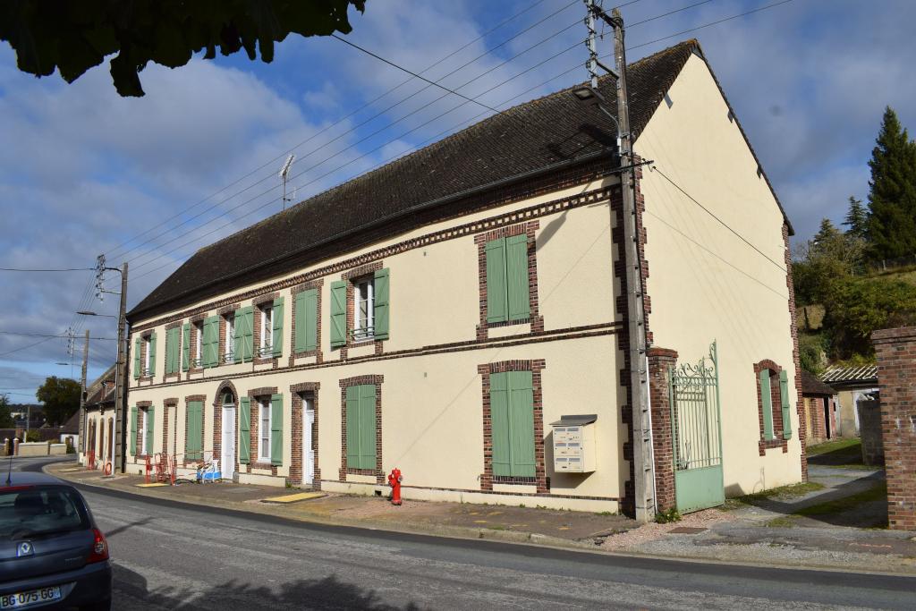 gendarmerie, actuellement logements communaux