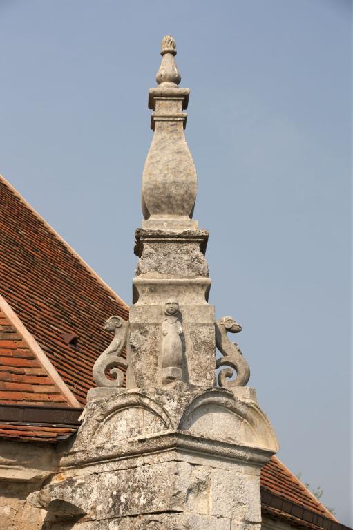 église paroissiale Notre-Dame et Saint-Santin