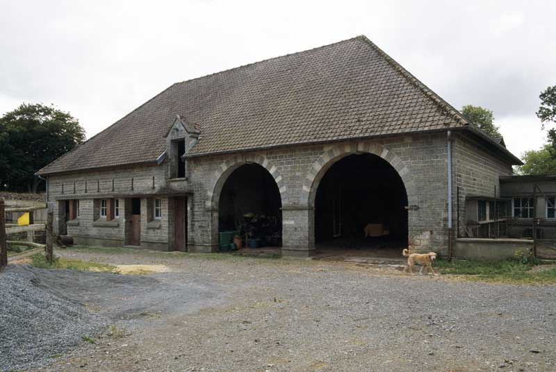 ferme dite Château d'Auxais, actuellement haras