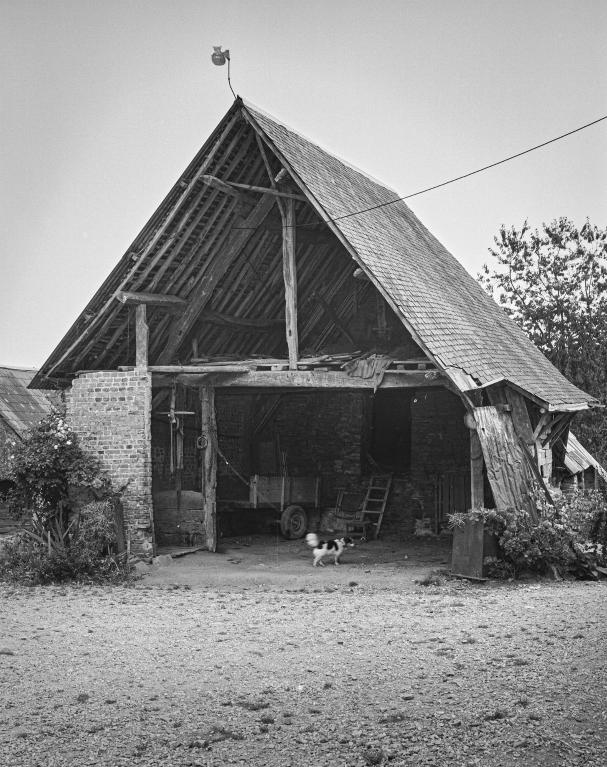 Hangar de stockage de l’argile, élévation nord.