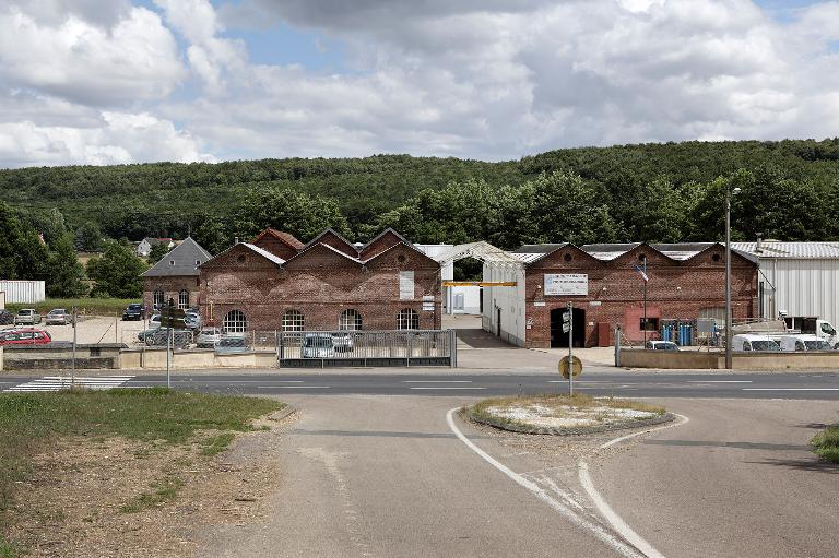 filature de coton de la Tannebrune, puis usine de poudre métallique des Tréfileries et Laminoirs du Havre, puis usine de chaudronnerie Caudrillier