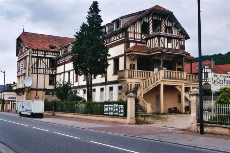 hôtel-cinéma du clos fleuri
