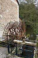 moulin à farine dit le Grand moulin de Bully, puis moulin à huile, puis minoterie