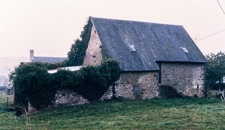 La céramique industrielle dans le Bessin (Calvados) et le département de la Manche : les poteries