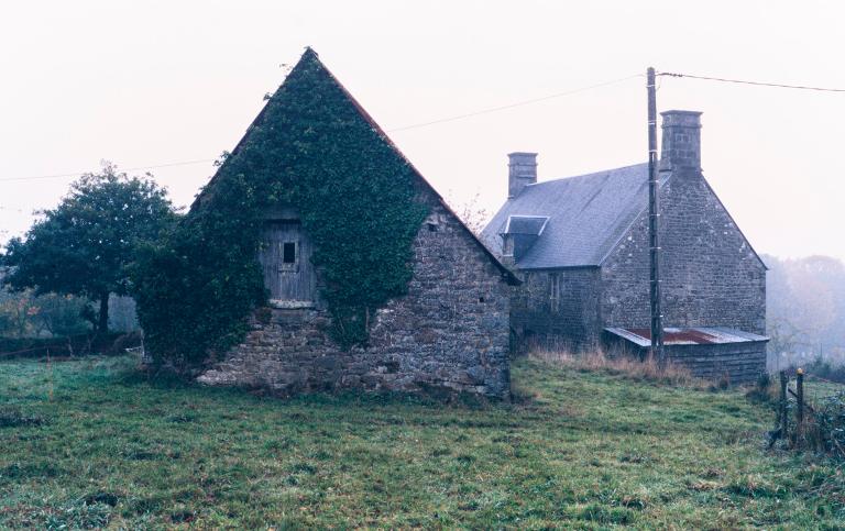 La céramique industrielle dans le Bessin (Calvados) et le département de la Manche : les poteries