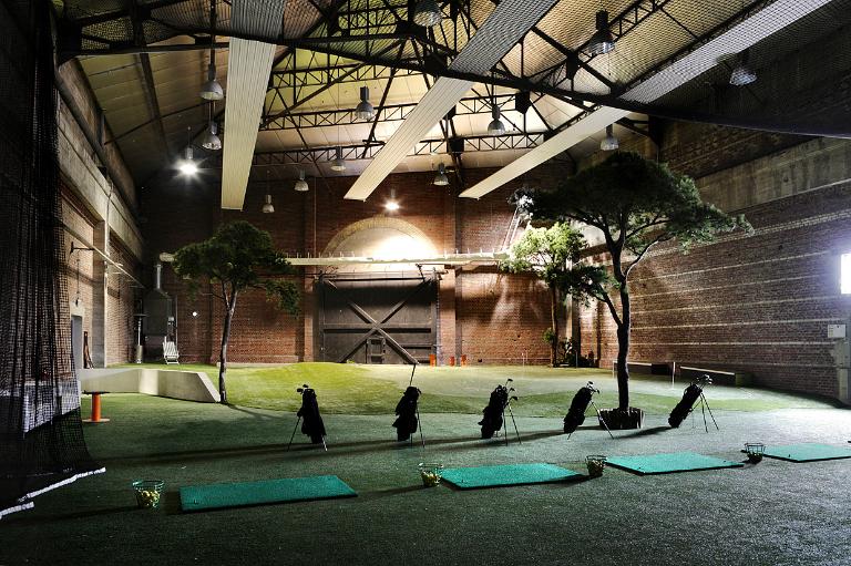 salle de sport Art'Sport Café - reconversion de l'annexe des Docks-entrepôts