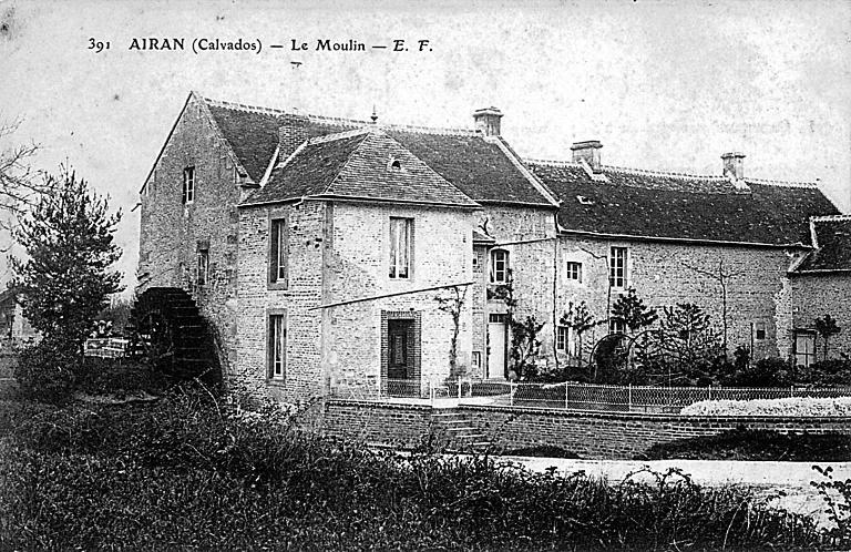 moulin à blé dit le Grand moulin, actuellement maison