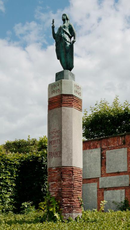 monument aux morts de la guerre de 1914-1918 : Monument aux Héros