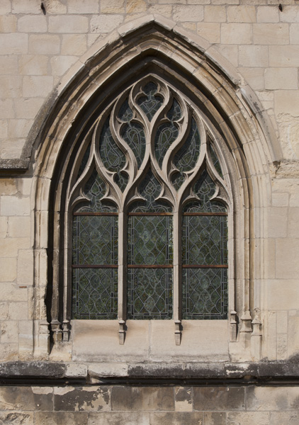 église paroissiale Saint-Georges-du-Château, puis magasin de munitions, actuellement salle d'exposition