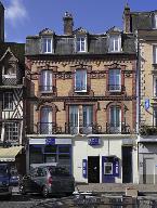 immeuble de bureaux ; banque