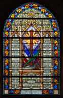 Ensemble de 2 verrières historiées commémorative et ex-voto de la guerre de 1914-1918 : Faisceau commémoratif et Sacré-Cœur (baies 2 et 4)