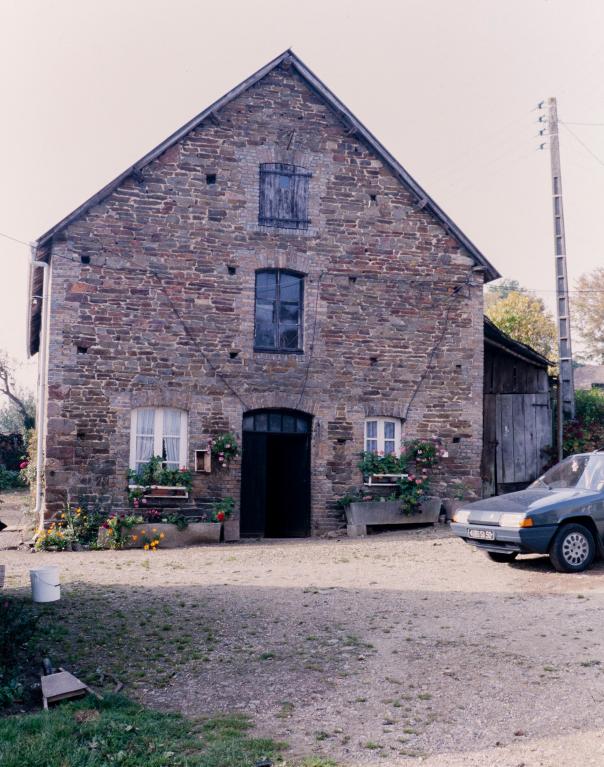 La céramique industrielle dans le Bessin (Calvados) et le département de la Manche : les poteries