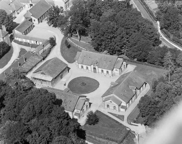 écuries dites le Parc aux Daims