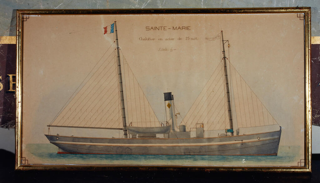 bateau de pêche : chalutier (pêche côtière) dit SAINTE MARIE