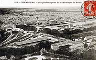 418 - CHERBOURG - Vue générale prise de la Montagne du Roule.- Carte postale. (AD Manche. Série FI).