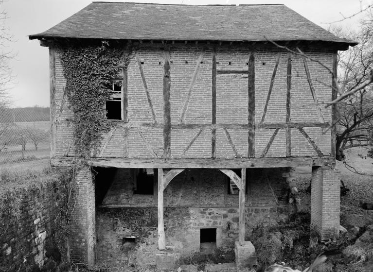 moulin à blé et pressoir à cidre de l'abbaye de Mortemer