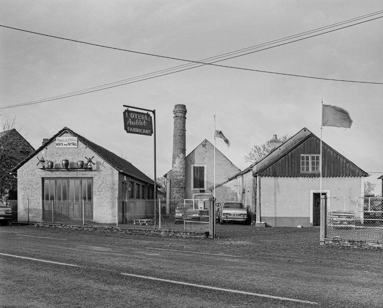 La céramique industrielle dans le Bessin (Calvados) et le département de la Manche : les poteries