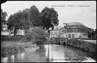 Orbec (Calvados) L'Orbiquet. Le pont de pierre.- Carte postale, éd. et phot. P. Bunel, s.d., début 20e siècle.