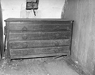 commode de sacristie (chasublier)