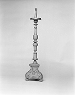 ensemble de 8 chandeliers d'autel