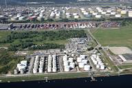 entrepôt industriel de produits pétroliers Sogestrol